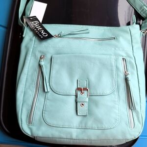 Bueno Turquoise purse